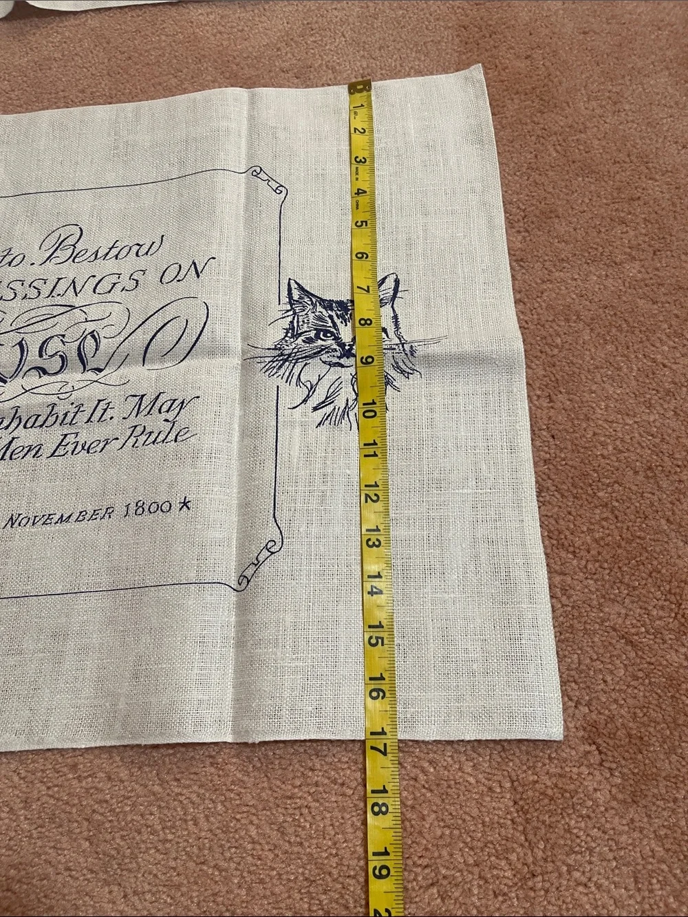 Printed Linen-Blend Table Runner in Cream with Cat Motif new